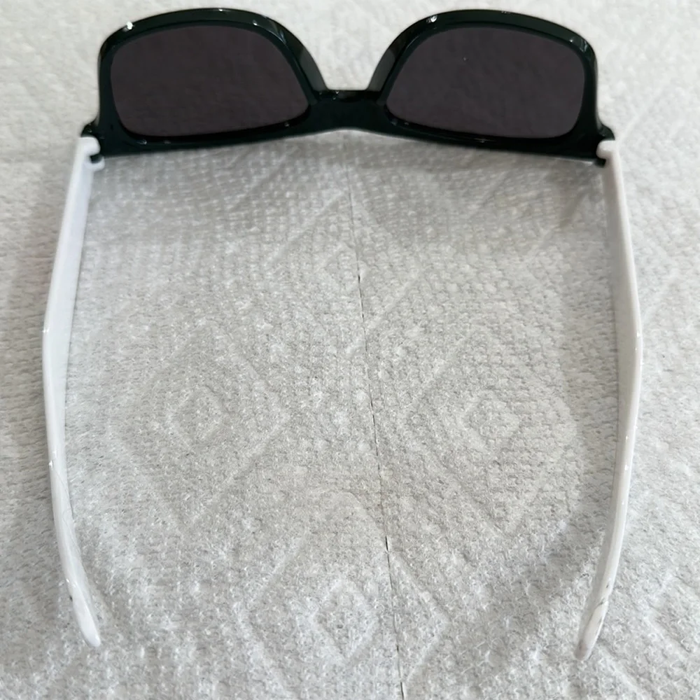 NEW Two pair NFL Green Bay Packer Sunglasses